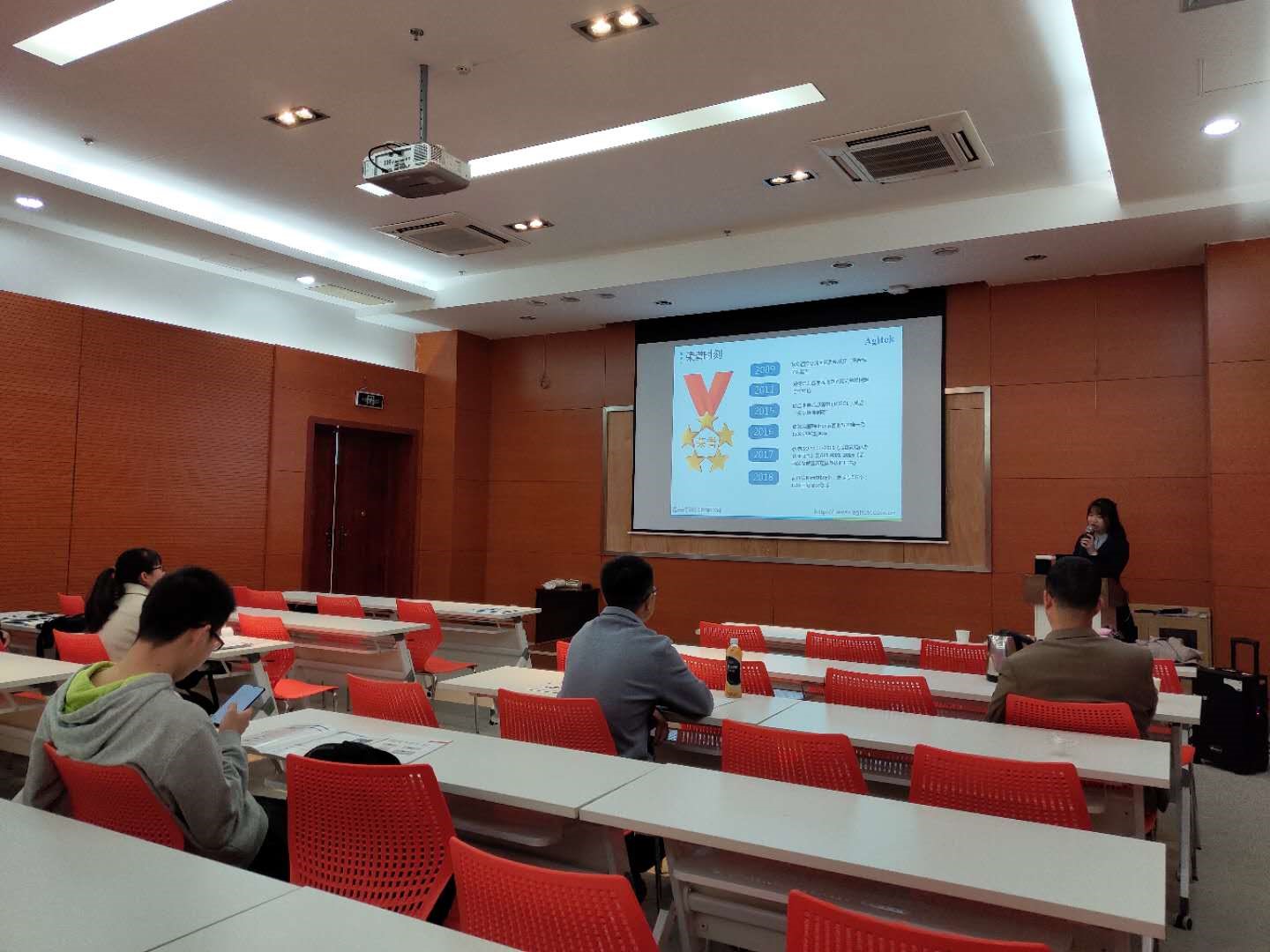 安泰測試成功舉辦2019年應屆大學畢業生招聘會(圖8)