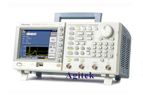 AFG3022C信號發生器如何設置后面輸出？(圖1)